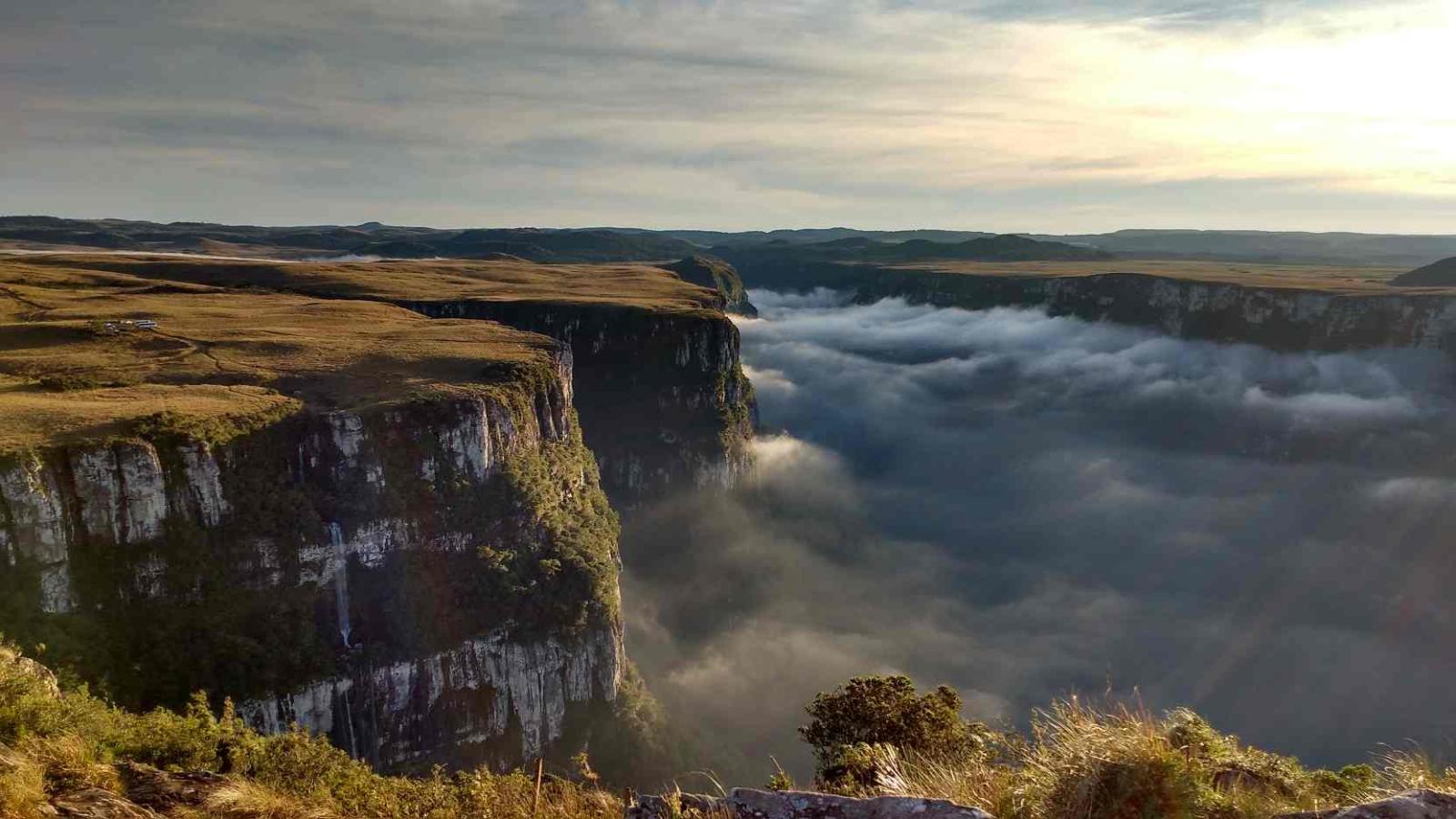 [Descubra Cambará do Sul: A Terra dos Canyons]